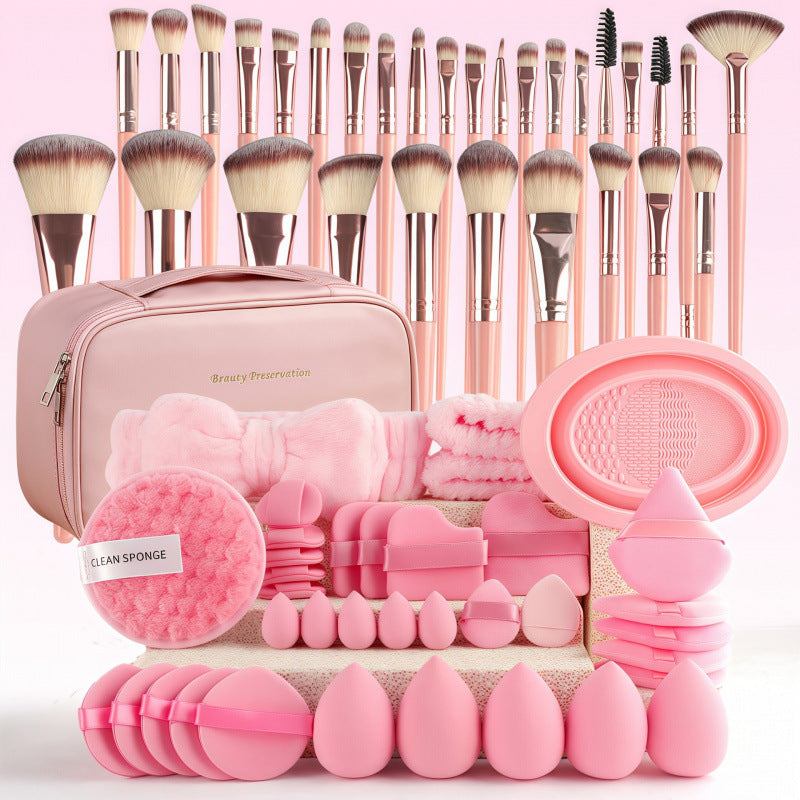 Voyage Queens - 67-Piece Makeup Brush and Sponge Kit - Voyage Queens