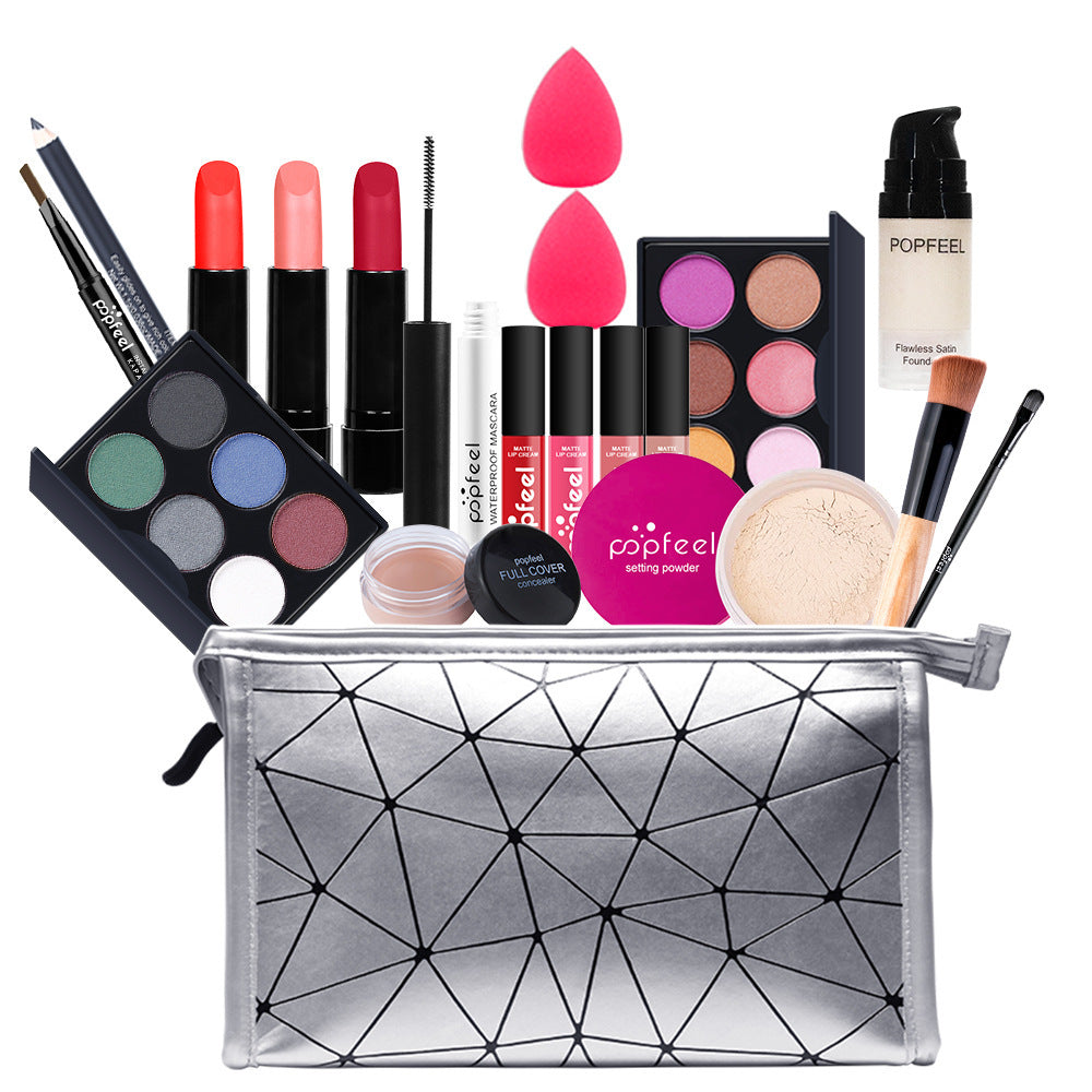 Voyage Queens - Complete makeup kit - Voyage Queens