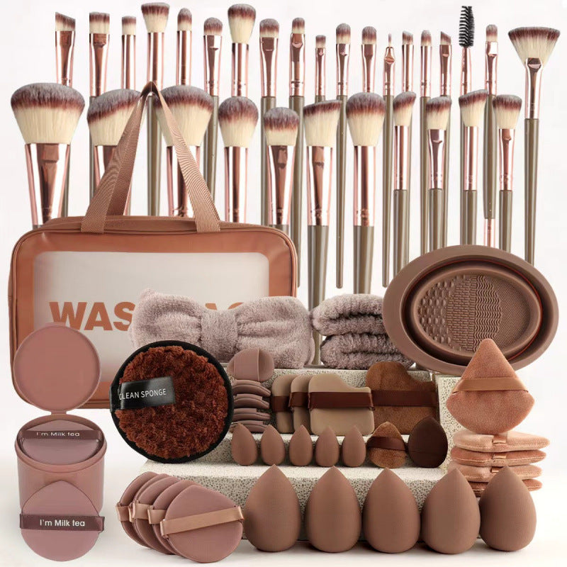 Voyage Queens - 67-Piece Makeup Brush and Sponge Kit - Voyage Queens